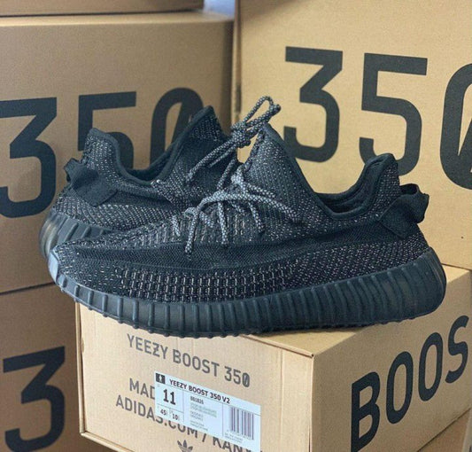 Adidas Yeezy 350 V2 Static Black – Eleganță și Inovație într-un Sneaker Iconic - ShoeResidence