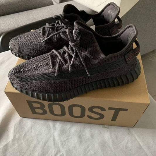 Adidas Yeezy 350 V2 Static Black – O Combinație Perfectă de Stil și Confort - ShoeResidence