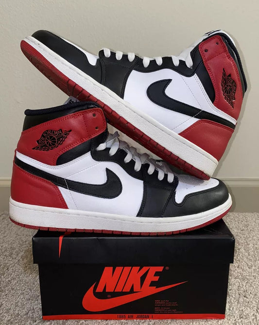 Air Jordan 1 Black Toe: Iconic și Esențial în Colecția Oricărui Sneakerhead - ShoeResidence