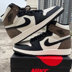 Air Jordan 1 Mocha: O Combinare Perfectă între Eleganță și Confort - ShoeResidence