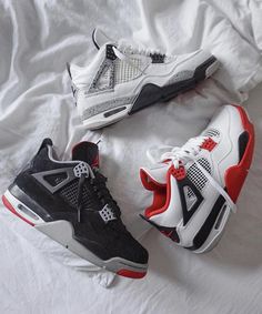 Air Jordan 4 - Modelele care se potrivesc la orice outfit - ShoeResidence