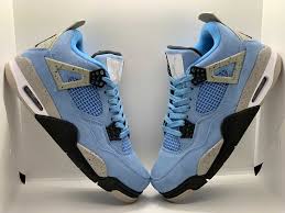 Air Jordan 4 University Blue: Eleganța Albastră în Lumea Sneakerilor - ShoeResidence