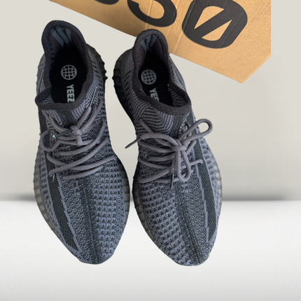 Yeezy Boost 350 Black