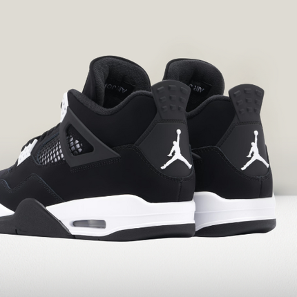 Jordan 4 White Thunder - NOU