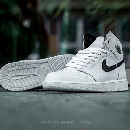 Jordan 1 Essentials [40% Off]