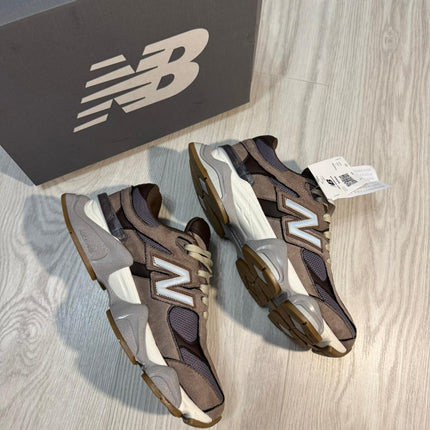 New Balance Sneakers 9060 Maro [NEW]