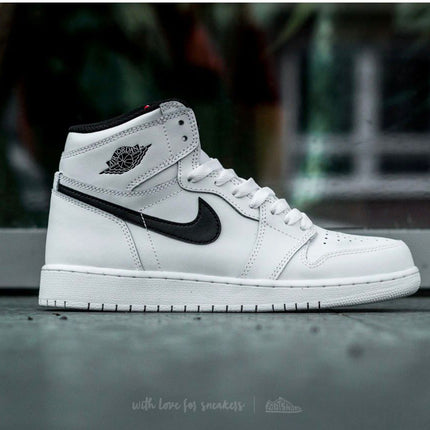 Jordan 1 Essentials [40% Off]