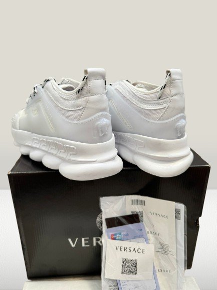 Back heel detail of Versace Chain Reaction White