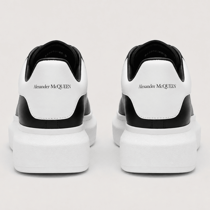 Alexander Mcqueen - Black and White [60% OFF] - ShoeResidenceAlexander Mcqueen - Black and White [60% OFF]Alexander Mcqueen36Adidas McQueen NegruAdidas McQueen PantofAdidas Neagru Alexander4