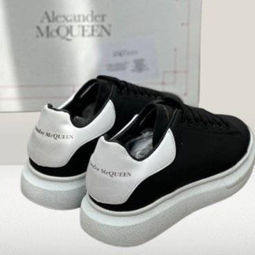 Alexander Mcqueen - Black Leather [FULL - BOX] - ShoeResidenceAlexander Mcqueen PIELE Negru & Alb [FULL - BOX] - ShoeResidenceAlexander McQueen, Adidași Alexander McQueen, Pantofi Alexander McQueen, Teniși Alexander McQueen, Sneakers Alexander McQueen, NEGRU BLACK Alexander McQueen, Alexander McQueen nEGRU, Alexander McQueen NEGRI, Alexander McQueen Fashion, Alexander McQueen Trendsetter, Alexander McQueen Lux, Alexander McQueen Premium, Alexander McQueen PIELE, adidasi mcqueen, mcqueen alb alex