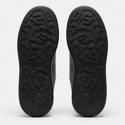 Alexander Mcqueen - Full Black Leather [FULL-BOX] - ShoeResidenceAlexander Mcqueen - Full Black Leather [FULL-BOX]Alexander Mcqueen36Adidas Alb McQueenAdidas McQueen PantofAdidas Negru Alexander5