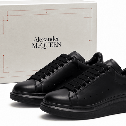 Alexander Mcqueen - Full Black Leather [FULL-BOX] - ShoeResidenceAlexander Mcqueen - Full Black Leather [FULL-BOX]Alexander Mcqueen36Adidas Alb McQueenAdidas McQueen PantofAdidas Negru Alexander2