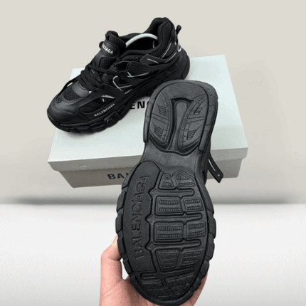 Balenciaga Track low - top Sneakers Black [New] - ShoeResidenceBalenciaga Track low - top Sneakers Black [New]Balenciaga Track Low36adidas alb alexander mcqueenAdidas Alb McQueenadidas alb mcuqeen5