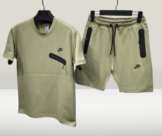 Compleu Nike - Tech VERDE DESCHIS [NOU] - ShoeResidenceCompleu Trapstar Shorts pantaloni scurti Trapstar nike tech shorts haine compleu Trapstar, pantaloni scurti Trapstar, shorts Trapstar, tricou Trapstar, Nike tech shorts, Nike tech tricou, compleu Nike tech, Trapstar tech pantaloni, compleu sport Nike, pantaloni scurti tech, tricou Nike tech, shorts Nike, compleu Trapstar alb, pantaloni Nike, tricou tech, shorts sportivi Nike, tricou casual Trapstar, compleu de vara Trapstar, shorts de alerga