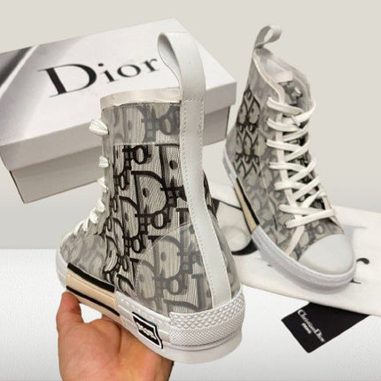 Dior B - 23 HIGH [LA REDUCERE] - ShoeResidenceadidas DIOR B23 HIGH Pantofi Dior B23, Adidași Dior B23, Teniși Dior B23, Sneakers Dior B23, Espadrile Dior B23, Sandale Dior B23, Botine Dior B23, Mocasini Dior B23, Papuci Dior B23, Ghete Dior B23, Pantofi casual Dior B23, Pantofi eleganți Dior B23, Pantofi de antrenament Dior B23, Pantofi de vară Dior B23, Încălțăminte Dior B23, Încălțăminte casual Dior B23, Încălțăminte elegantă Dior B23, dior romania, dior b23 de vanzare, dior b23 high, dior b23