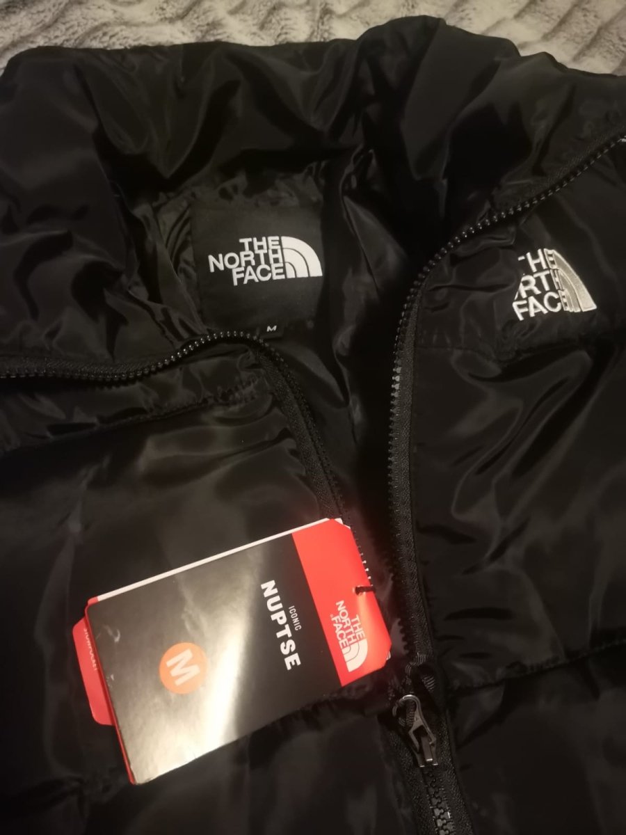 Geaca The North Face Black Neagra [ÎN CURÂND] - ShoeResidenceGecă The North Face 700 fleece neagră, The North Face 700 fleece iarnă, Geacă The North Face 700 bărbați, Geacă The North Face 700 damă, Geacă The North Face 700 unisex, The North Face geacă de puf, The North Face geacă iarnă, Geacă The North Face neagră, The North Face 700 fleece barbati, The North Face 700 fleece dama, The North Face 700 fleece unisex, Geacă The North Face de puf, The North Face MENS LHOTSE JACKET, The North Face MEN