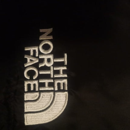 Geaca The North Face Black Neagra [ÎN CURÂND] - ShoeResidenceGecă The North Face 700 fleece neagră, The North Face 700 fleece iarnă, Geacă The North Face 700 bărbați, Geacă The North Face 700 damă, Geacă The North Face 700 unisex, The North Face geacă de puf, The North Face geacă iarnă, Geacă The North Face neagră, The North Face 700 fleece barbati, The North Face 700 fleece dama, The North Face 700 fleece unisex, Geacă The North Face de puf, The North Face MENS LHOTSE JACKET, The North Face MEN
