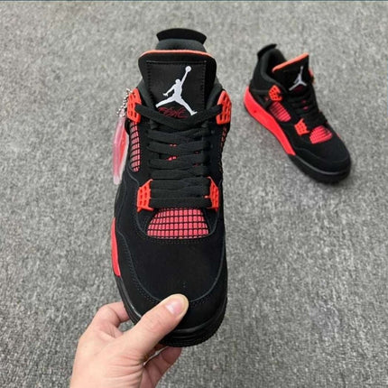 Jordan 4 Red Thunder FULL - BOX [LA REDUCERE] - ShoeResidenceClose - up of Jordan 4 Red ThunderJordan 4364 Red Negru4 Red Roșu4 Red Thunder5