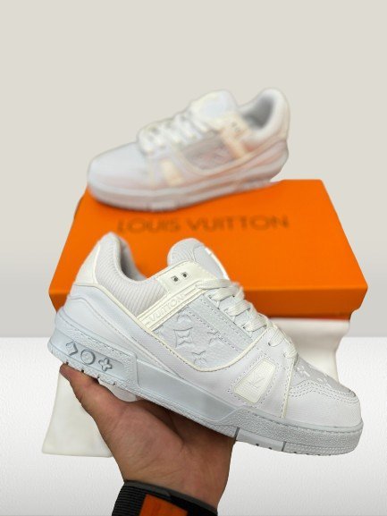 Louis Vuitton White Monogram Sneakers | Cumpără Adidași Louis