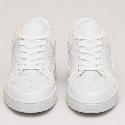 Louis Vuitton Romania White Monogram [NOU] - ShoeResidenceLouis Vuitton Romania White Monogram [NOU]Louis Vuitton40adidasi albi louis vuittonadidasi albi lvadidasi de designer3
