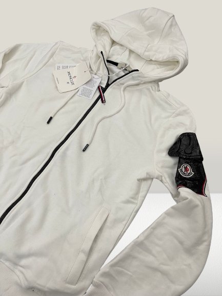 Moncler Trening ALB - ShoeResidenceMONCLER TRENING ALB, Moncler trening alb, Moncler costum sport alb, Moncler set sport alb, Moncler echipament sportiv alb, Moncler îmbrăcăminte albă, Moncler compleu alb, Moncler trening de vânzare, Moncler romania, Moncler original, Moncler replica, Moncler autentic, Moncler preț, Moncler ofertă, Moncler online, Moncler ieftinMonclerS