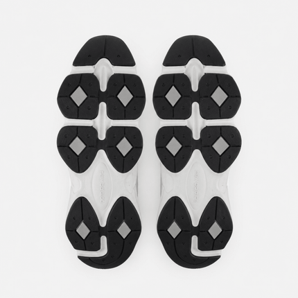 New Balance Sneakers 9060 White ( NEW ) - ShoeResidenceNew Balance Sneakers 9060 White ( NEW )New Balance36adidas alb alexander mcqueenAdidas Alb McQueenadidas alb mcuqeen5