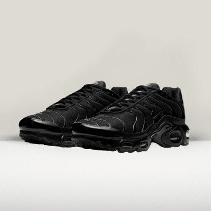 NIKE TN Black [New] - ShoeResidenceNIKE TN Black [New]Alexander Mcqueen36adidas alb alexander mcqueenAdidas Alb McQueenadidas alb mcuqeen4