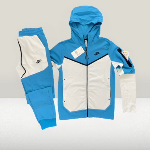 Trening Tech Magazin online cu oferte la adidași și hainele tale preferate ...
