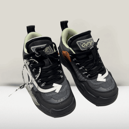OFF - White Odsy 1000 Black [NOU] - ShoeResidenceClose - up view of OFF - White Odsy 1000 shoes Sneaker36accesorii matchingalternative lux pentru OFF - Whiteambalaj eco - conscious3