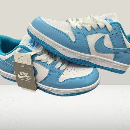 Panda Dunks - Low University - Blue [NOU] - ShoeResidencePanda Dunks - Low University - Blue [NOU] - ShoeResidenceNike Panda Dunks Low Retro University Blue Albastru Replică Romania Blue Reducere Nou Adidasi Sneakeri Teniși Pantofi Sport Original Autentic Calitate Premium Piele Sintetic Colecție Exclusivă Ediție Limitată Stil Urban Streetwear Fashion Trend Fashion Trendsetter Modă Cumpărare Online Livrare Rapidă Promoție Ofertă Disponibilitate Stoc Magazin Online Comandă Rapidă Trendsetter Chic 