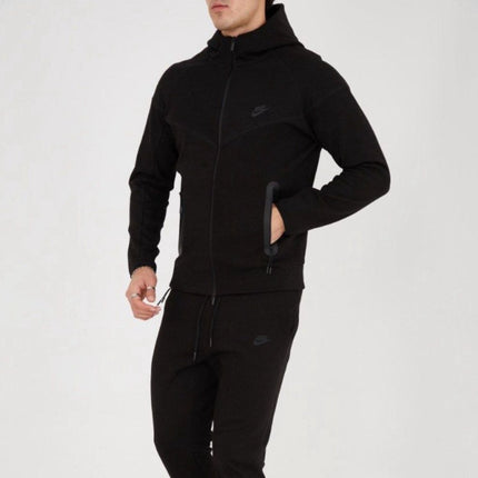 Tech Fleece Negru Model - 2024 [Full - Set] - ShoeResidencePartea de hanorac a modelului Tech Fleece negruNike TechSBlack Hanorac Nike TechBlack Hanorac Pantalon FleeceBlack Hanorac Pantalon Tech7
