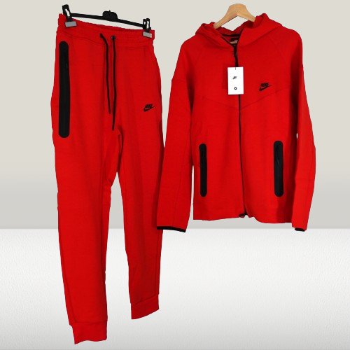 Tech Fleece Rosu Model - 2024 [SET COMPLET] - ShoeResidenceNike Tech Fleece Roșu trening compleu red haine hanorac pantalon set complet barbati dama unisex compleu trening rosu bumbac hanorac pantalon copii replica nou romania de vanzare bluza compleu COMPLEU BARBATI PRODUS NOU DE VANZARE TRENING ROMANIA ROSU NIKE TECH ROSU NIKE TECH COPII NIKE TECH BARBATI NIKE TECH DE COPII NIKE TECH DAMA NIKE BUMBAC TECH HANORAC PANTALON SHOERESIDENCE trening ieftin rosu trening dama trening dama trening de v