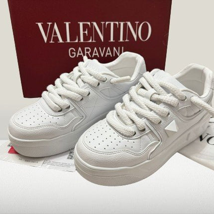 Valentino Garavani Sneakers Full - White [50% OFF] - ShoeResidenceValentino Garavani Full - White [LA OFERTĂ] - ShoeResidenceVALENTINO GARAVANNI PANTOF ADIDAS CASUAL ALB NEGRU WHIITE ALB PIELE NOU DE VANZARE REDUCERE OFERTA ROPE LACES SHOES TENES SNEAKER OLX SHOERESIDENCE SHOE RESIDENCE REPLICA VALENTINO GARAVANNI PANTOFALENTINO GARAVANNI PANTOF ADIDAS CASUAL ALB NEGRU WHIITE ALB PIELE NOU DE Valentino Garavani, Pantof, Adidas, Casual, Alb, Negru, Sneakers, Incaltaminte, Sport, Fashion, Streetwe