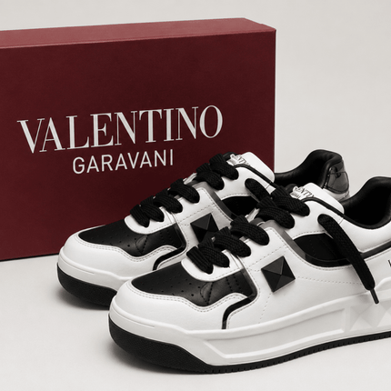 Valentino Garavanni Alb-Negru [50% Off] - ShoeResidenceValentino Garavanni Alb-Negru [50% Off]Pantofi Casual36adidasi alb garavani valentino negruadidasi blackadidasi garavani2