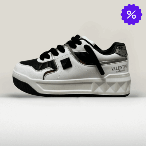 Valentino Garavanni Alb - Negru [50% Off] - ShoeResidenceValentino Garavanni Alb - Negru [50% Off]Pantofi Casual36adidasi alb garavani valentino negruadidasi blackadidasi garavani1