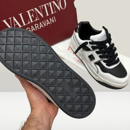Valentino Garavanni Alb - Negru [50% Off] - ShoeResidenceValentino Garavanni Alb - Negru [NOU] - ShoeResidenceVALENTINO GARAVANNI PANTOF ADIDAS CASUAL ALB NEGRU WHIITE ALB PIELE NOU DE VANZARE REDUCERE OFERTA ROPE LACES SHOES TENES SNEAKER OLX SHOERESIDENCE SHOE RESIDENCE REPLICA VALENTINO GARAVANNI PANTOFALENTINO GARAVANNI PANTOF ADIDAS CASUAL ALB NEGRU WHIITE ALB PIELE NOU DE Valentino Garavani, Pantof, Adidas, Casual, Alb, Negru, Sneakers, Incaltaminte, Sport, Fashion, Streetwear, Moda, Stil 