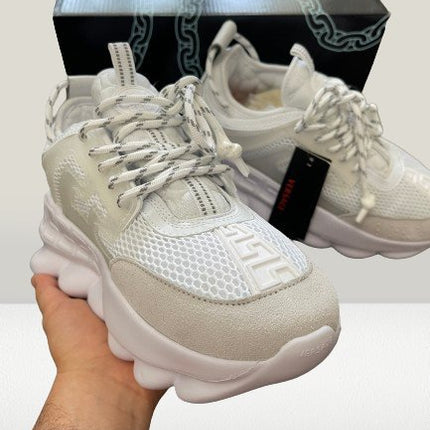 Versace Chain - Reaction Alb PIELE NATURALĂ [FULL - BOX + ACCESORII] - ShoeResidenceVersace Chain - Reaction Alb PIELE NATURALĂ [FULL - BOX + ACCESORII] - ShoeResidenceVersace Chain - Reaction Alb PIELE NATURALĂ [FULL - BOX + ACCESORII]Versace36Versace36Adidas Pantof Versace AlbAdidas Pantof Versace BlackAdidas Pantof Versace Chain11