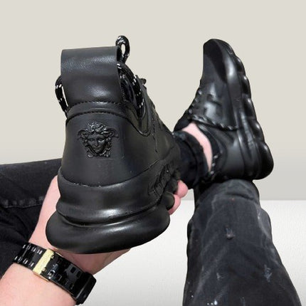 Versace Chain Reaction NEGRU [STOC LIMITAT] - ShoeResidenceVersace Chain Reaction with logoVersace36Adidas Pantof Versace BlackAdidas Pantof Versace ChainAdidas Pantof Versace Ieftin4