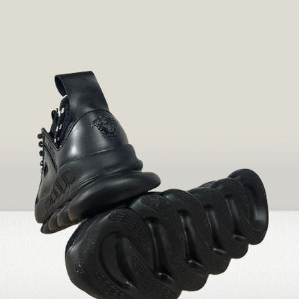 Versace Chain Reaction NEGRU [STOC LIMITAT] - ShoeResidenceVersace Chain Reaction sneakers fashion trendVersace36Adidas Pantof Versace BlackAdidas Pantof Versace ChainAdidas Pantof Versace Ieftin8